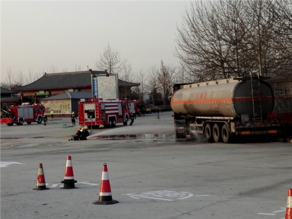 xielou.jpg xielou.jpg