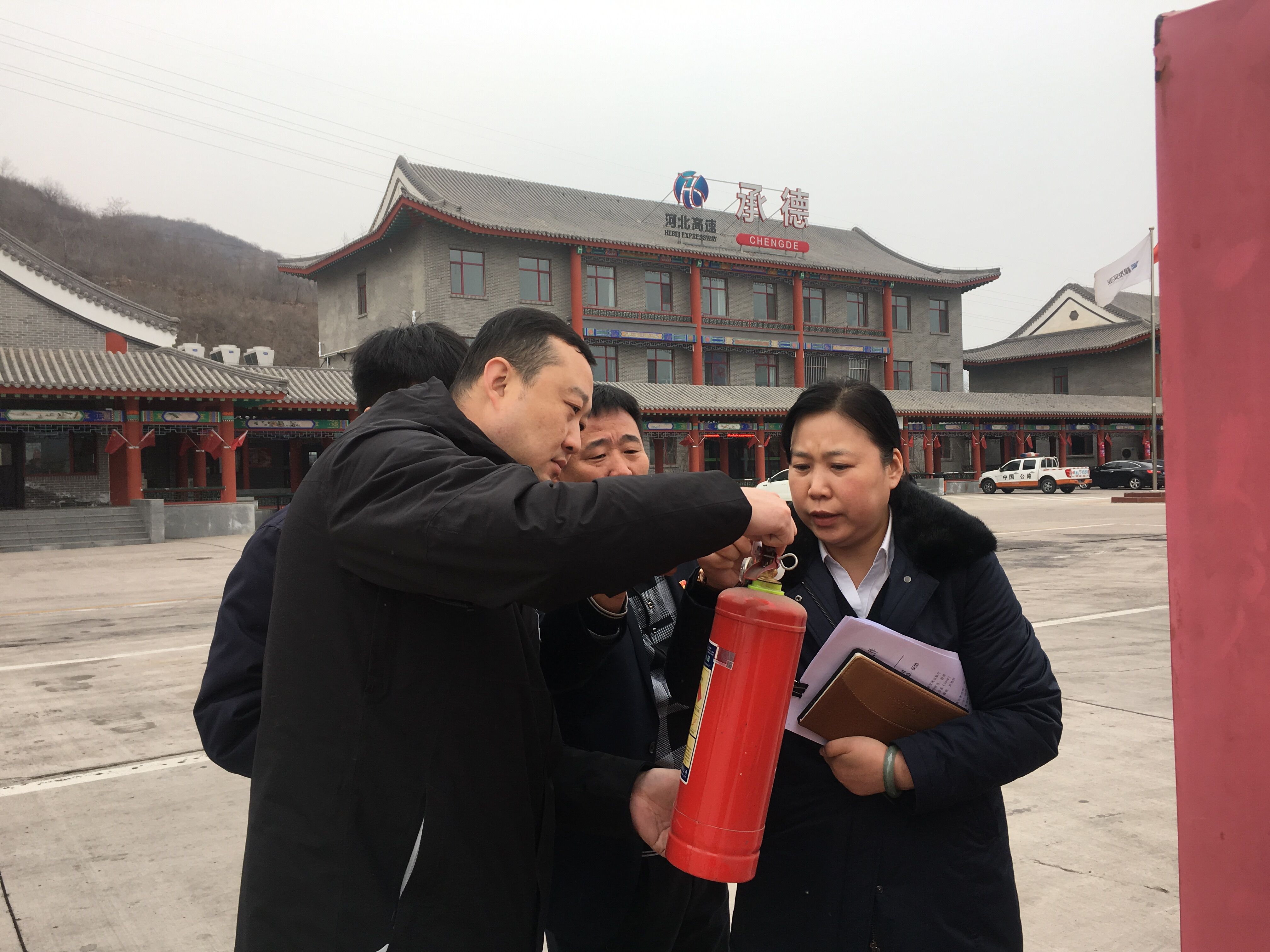 D:\郵箱里的稿件\安全4.jpg D:\郵箱里的稿件\安全4.jpg