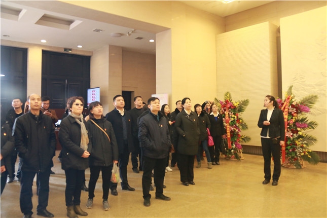 C:\Users\Administrator\Pictures\3.221.jpg C:\Users\Administrator\Pictures\3.221.jpg