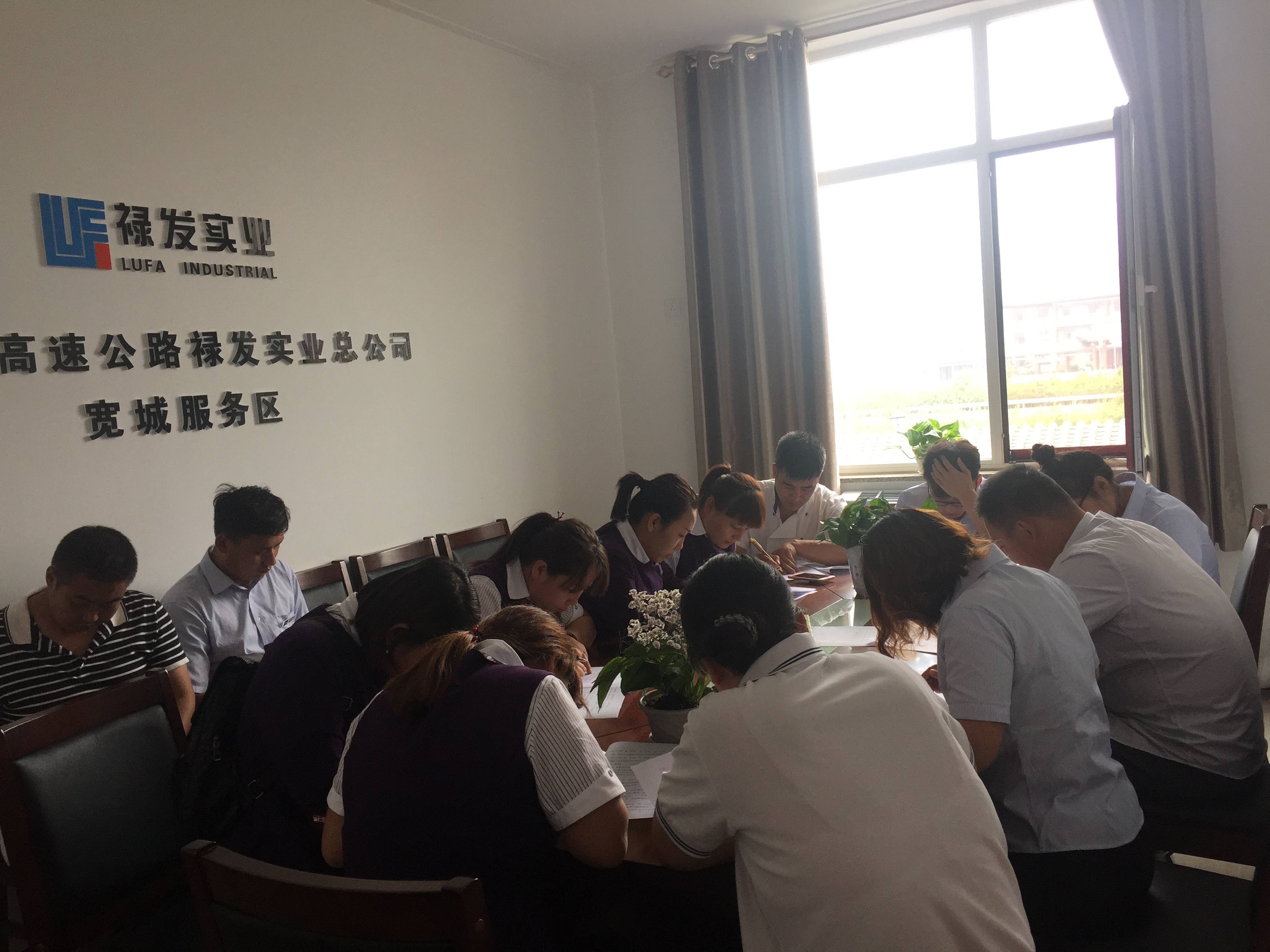 D:\郵箱里的稿件\6205.jpg D:\郵箱里的稿件\6205.jpg