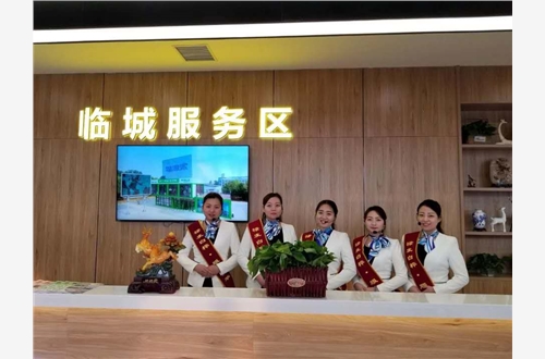 C:\Users\Administrator\Pictures\6368160678128836853670581.jpg C:\Users\Administrator\Pictures\6368160678128836853670581.jpg