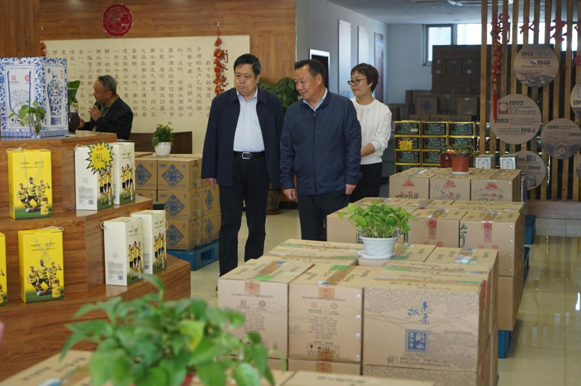 C:\Users\Administrator\Pictures\QQ截圖20190418155644.png C:\Users\Administrator\Pictures\QQ截圖20190418155644.png