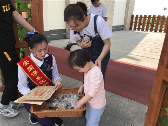 C:\Users\Administrator\Pictures\6369267125684403487023989.jpg C:\Users\Administrator\Pictures\6369267125684403487023989.jpg