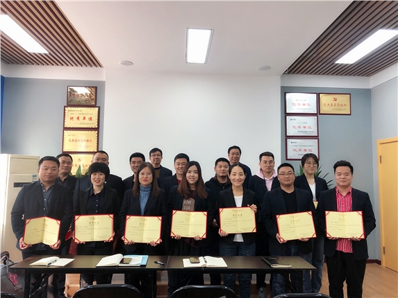 C:\Users\Administrator\Pictures\6370856272674055656356120.jpg C:\Users\Administrator\Pictures\6370856272674055656356120.jpg