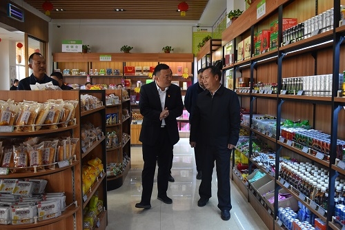 C:\Users\Administrator\Pictures\6370908864865230689756386.jpg C:\Users\Administrator\Pictures\6370908864865230689756386.jpg