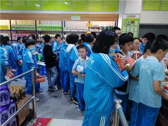 C:\Users\Administrator\Videos\6373783318938591095196912.jpg C:\Users\Administrator\Videos\6373783318938591095196912.jpg