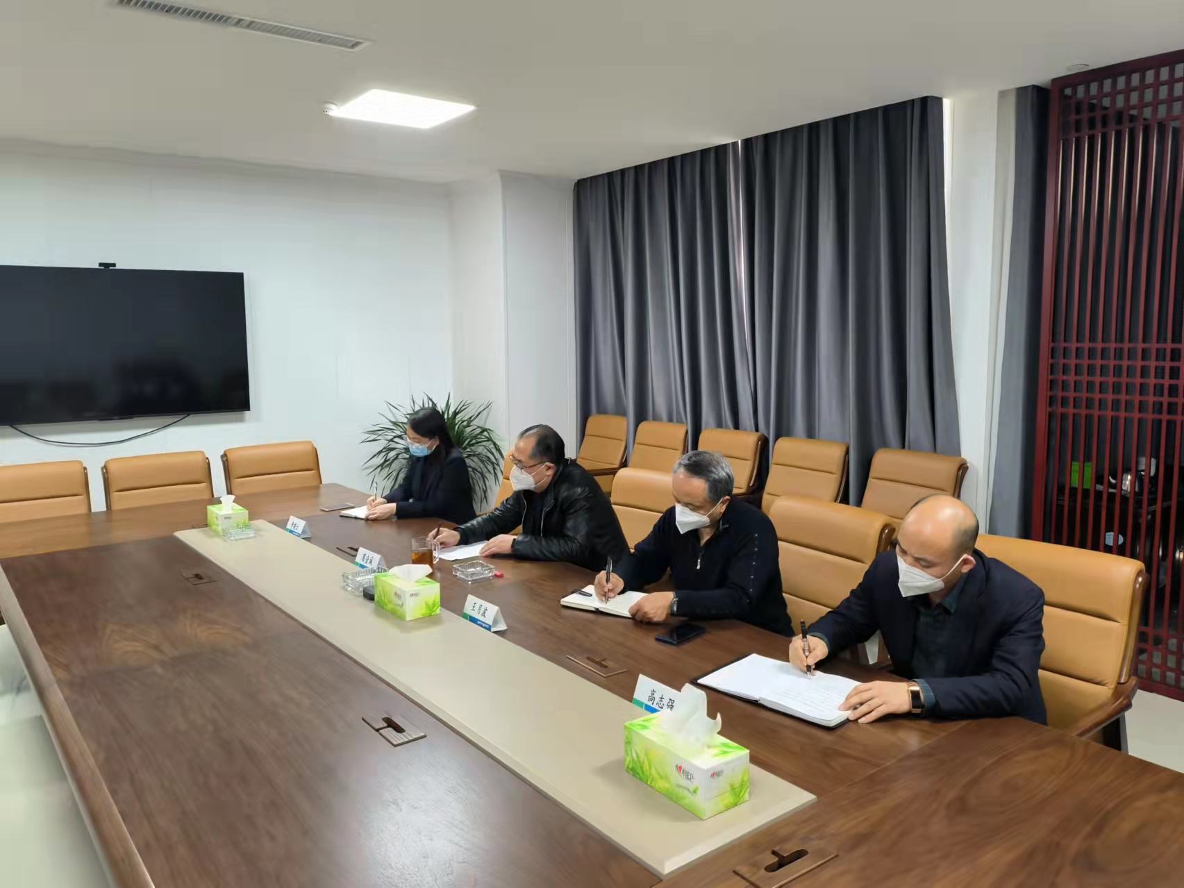 C:\Users\86183\Desktop\89b1135fdc01a8316c6141f56db171a.jpg C:\Users\86183\Desktop\89b1135fdc01a8316c6141f56db171a.jpg