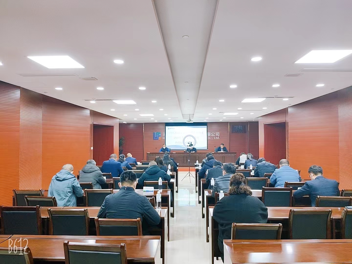 C:\Users\86183\Desktop\d2ef11061d524e6138775b713c235f9.jpg C:\Users\86183\Desktop\d2ef11061d524e6138775b713c235f9.jpg