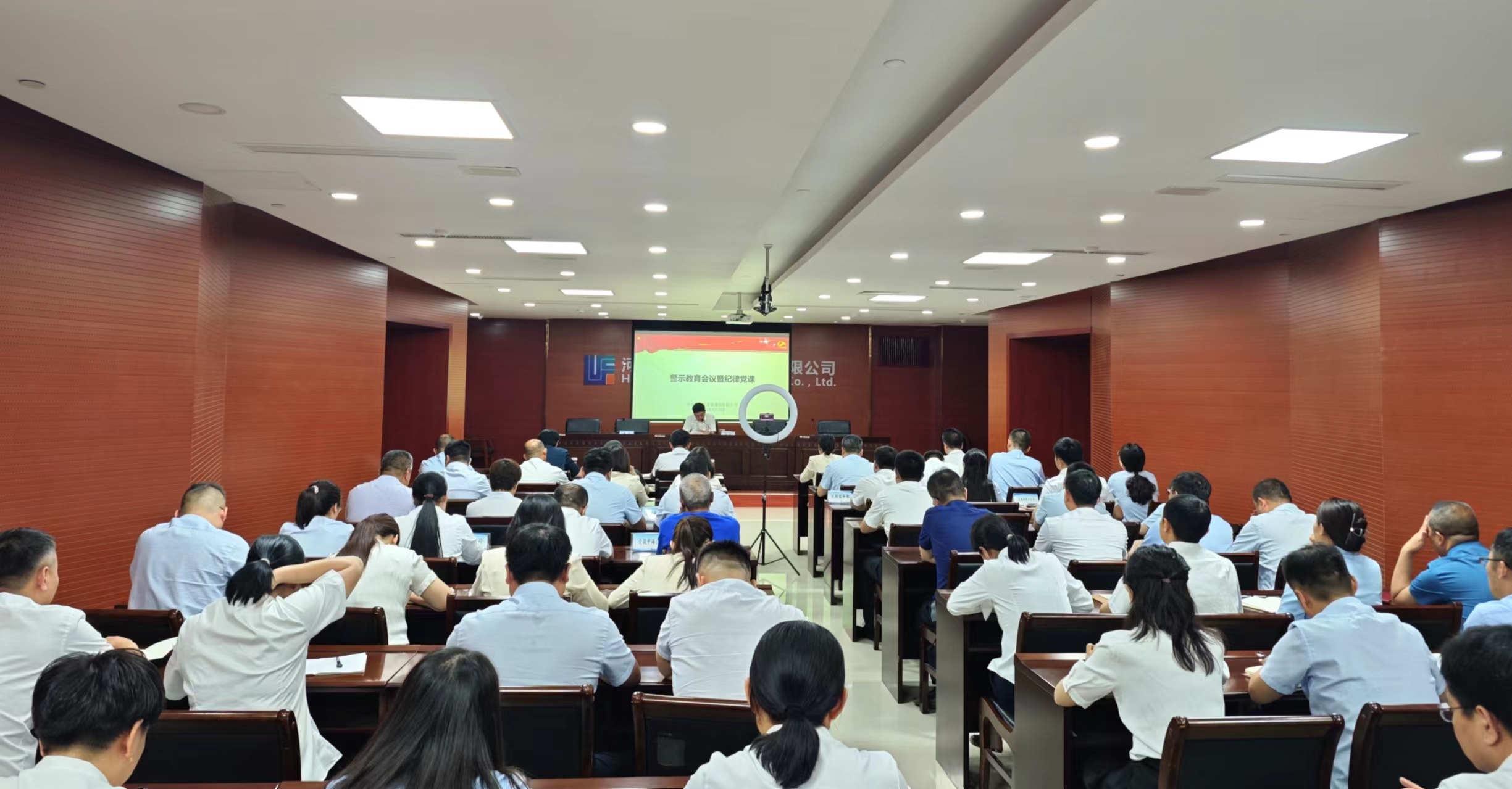 C:\Users\Lenovo\Desktop\14dfc1d6c1a1f2fb153efd2b6339587.jpg C:\Users\Lenovo\Desktop\14dfc1d6c1a1f2fb153efd2b6339587.jpg